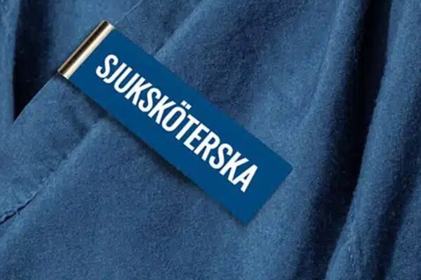 Vårdskylt namnskyltar och namnbrickor för vården, skolan, försvaret, polisen