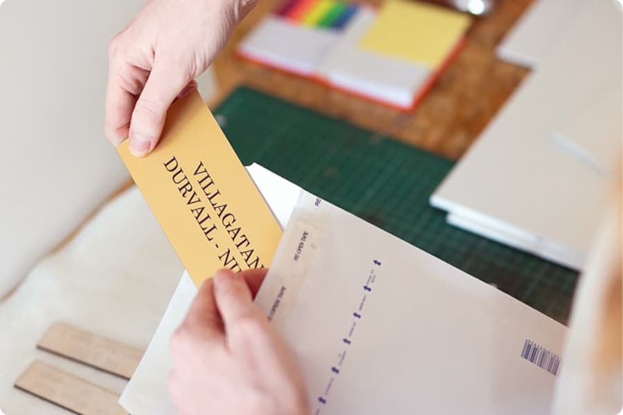 Beställning av graverad mässingsskylt